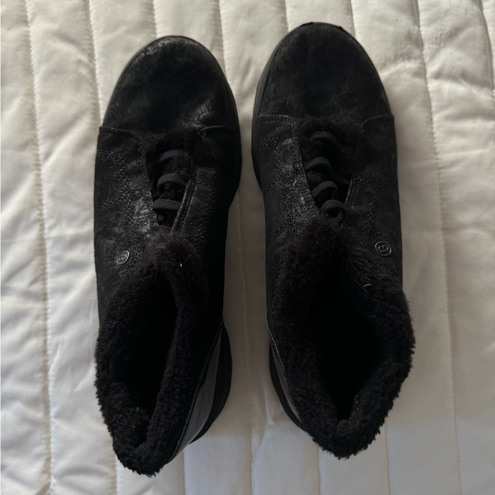 NEW Bzees Golden Bootie| Washable Women’s Shoes